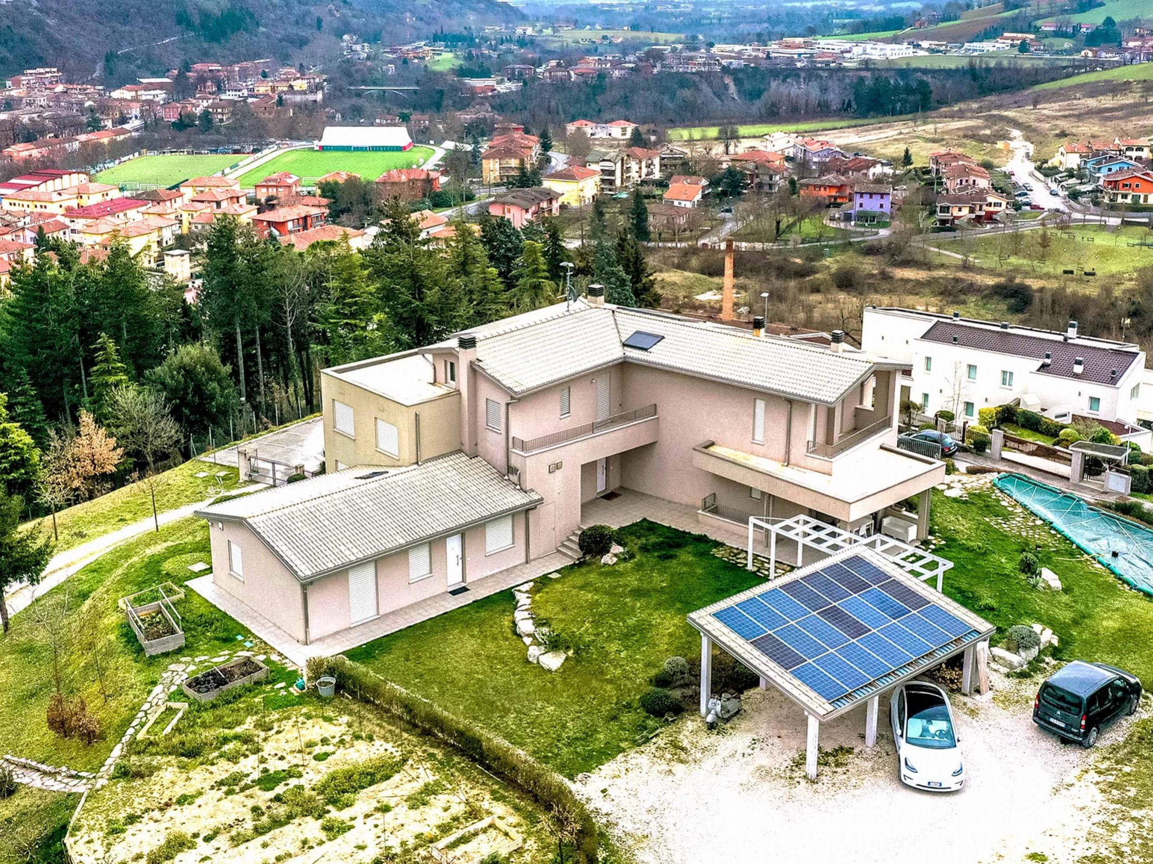 Wooden Houses_Villa Unifamiliare a due piani_Struttura in legno in punto panoramico