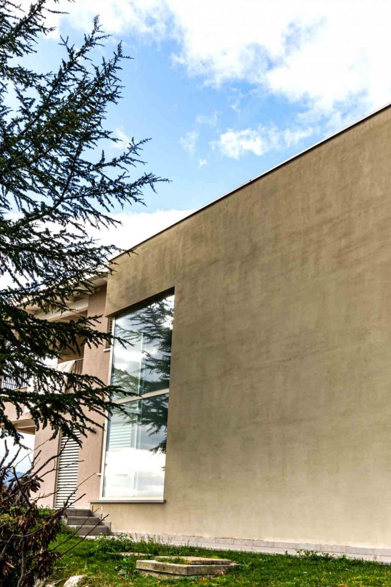 Wooden Houses_Villa Unifamiliare a due piani_Struttura in legno in punto panoramico