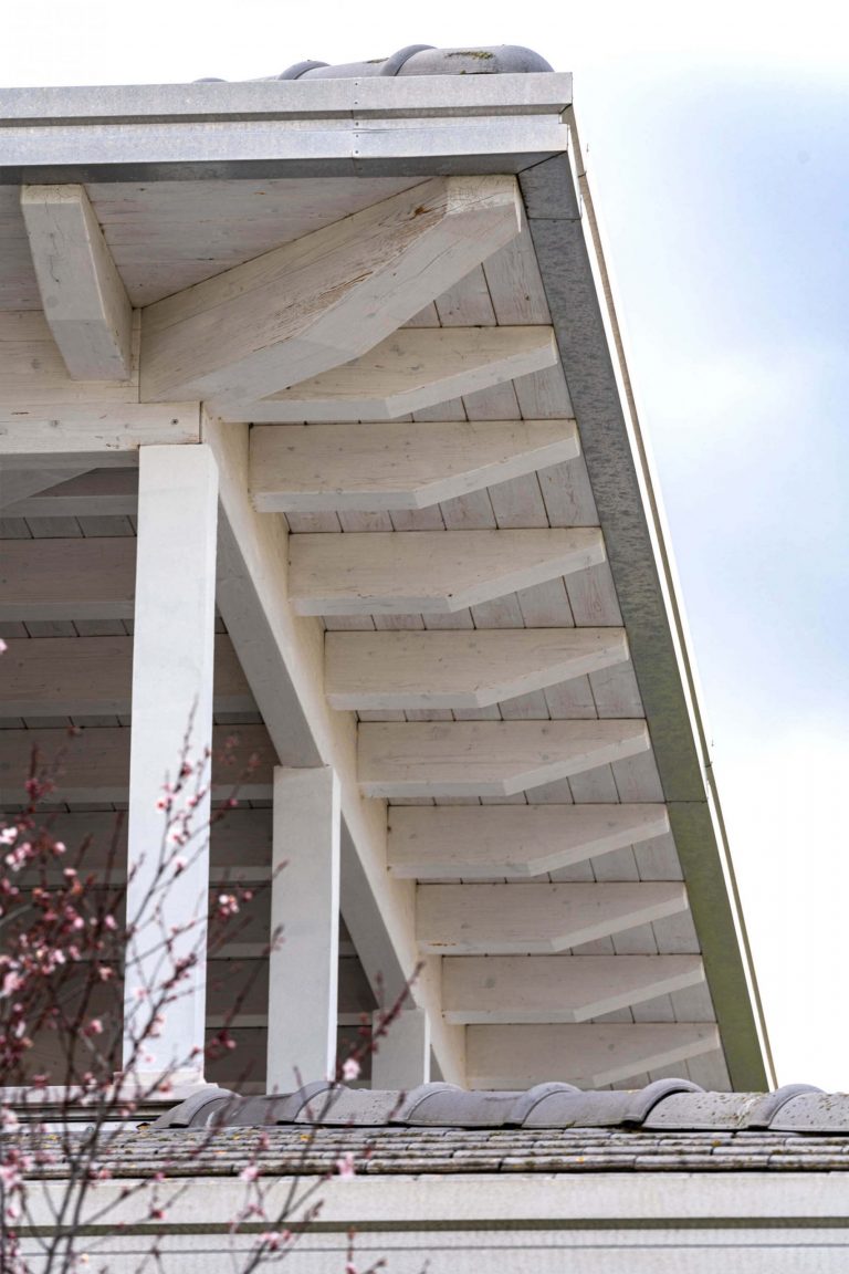 Wooden Houses_Villa Unifamiliare a due piani_Struttura in legno classica con finiture e colori contemporanei