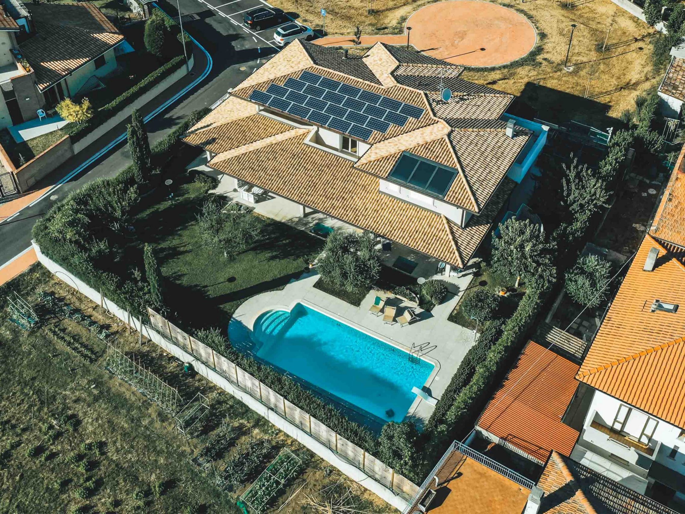 Wooden Houses_Villa Unifamiliare a due piani_Struttura in legno dall’aspetto classico a pochi metri dal mare