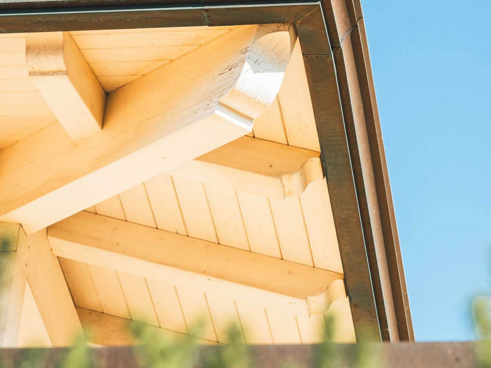 Wooden Houses_Villa Unifamiliare a due piani_Struttura in legno dall’aspetto classico a pochi metri dal mare