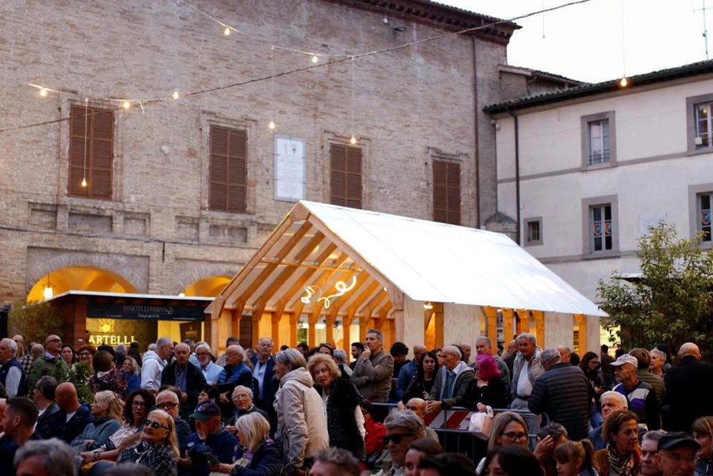 Spazio Wooden Houses al centro del'inaugurazione della 63° Mostra Nazionale del Tartufo Bianco di Sant'Angelo in Vado
